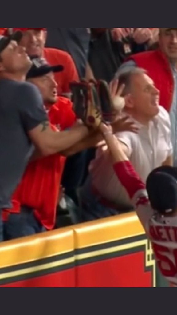 DpwOonhUYAAzExt.jpg:large