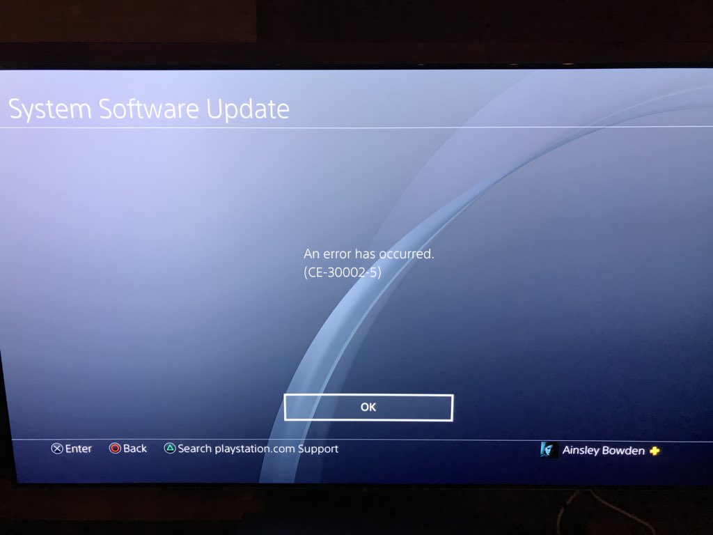 Ains on Twitter: "So came home to my PS4 being on and stuck at a blank blue screen. I can't anything and it won't power down even when the power