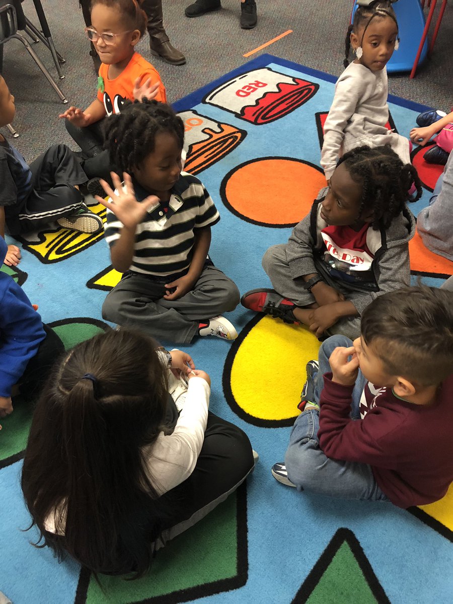 Afranco0624's tweet photo. Communication and expression is important and it starts here. #weworkhere #buildingfoundation #Turnandtalk #AndreInAction #CFISDSpirit #positivelyprek https://t.co/F1i1sE51if