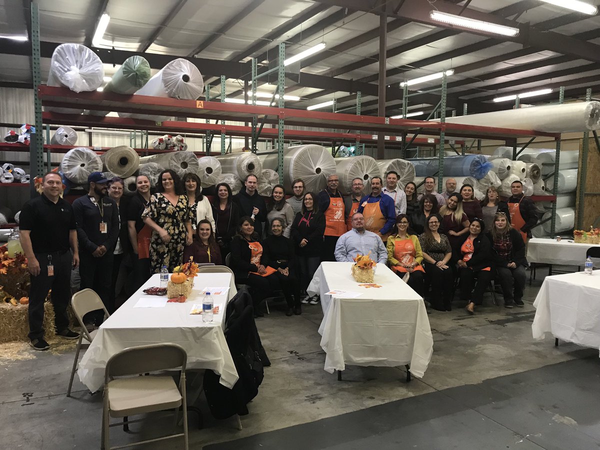 HOM_INC's tweet image. What an amazing day in market 87! Thanks to everyone who participated in the market-wide training. Thank you to all the associates who committed the time. We all learned tons! @DJJKsanchez @superdave427 @THDGarvey @LarissaGreenTHD #TakeYoureShare23 #pmdstrong