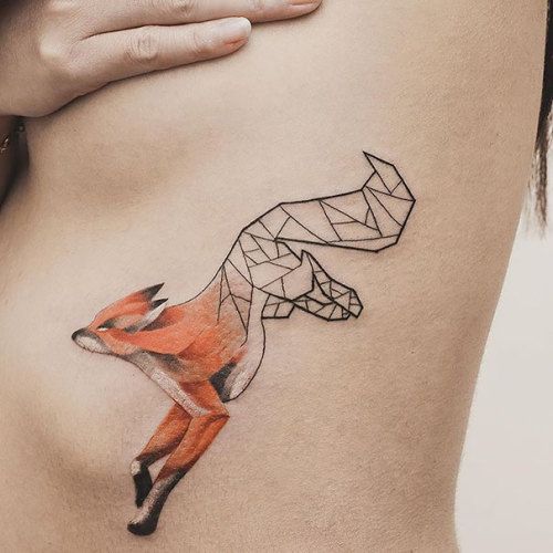 jointhecommune's tweet photo. Happy Wednesday! Please enjoy this geometric fox tattoo 🐺 https://t.co/36WLzJPK33