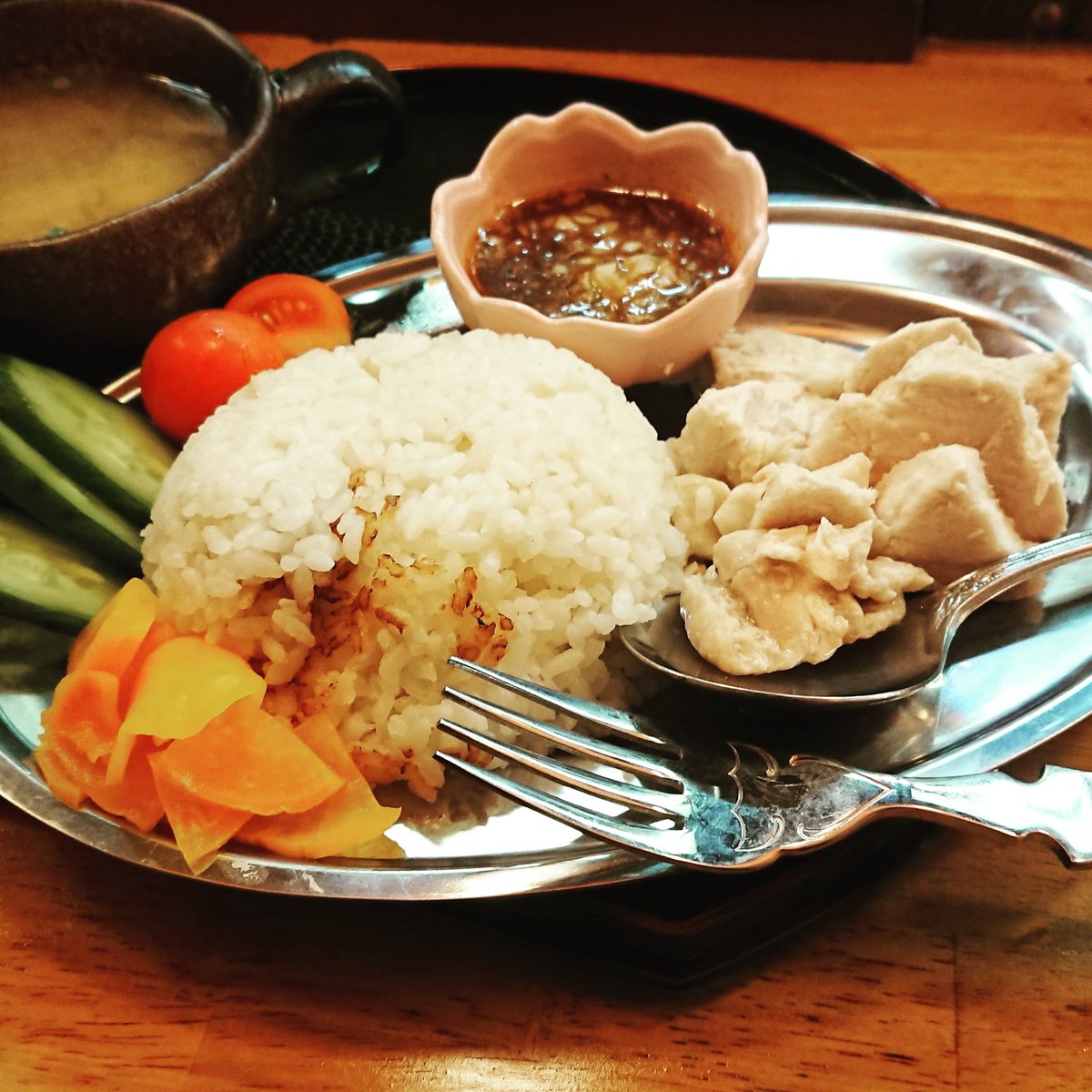 鳥まる四ツ橋店 鶏の炭火焼き専門 على تويتر 本日の カオマンガイ ランチ 780円 鳥まる四ツ橋店 大阪 西区 大阪メトロ 四ツ橋駅 2番出口すぐ 美味しい ももやき たたき 鳥刺し グルメ 焼鳥 鳥まる 福島 焼き鳥 炭火焼き 宮崎 丸万 白レバ 堀江