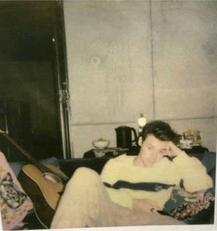 lovingantidote's tweet image. all i see is gold
all i see is gold 💛⭐🌻