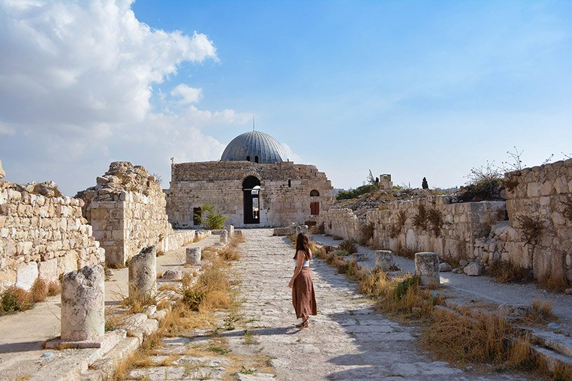 Planning on #travelling for the #first time? Here are some essential #tips before you go! bit.ly/2Ac6Z25