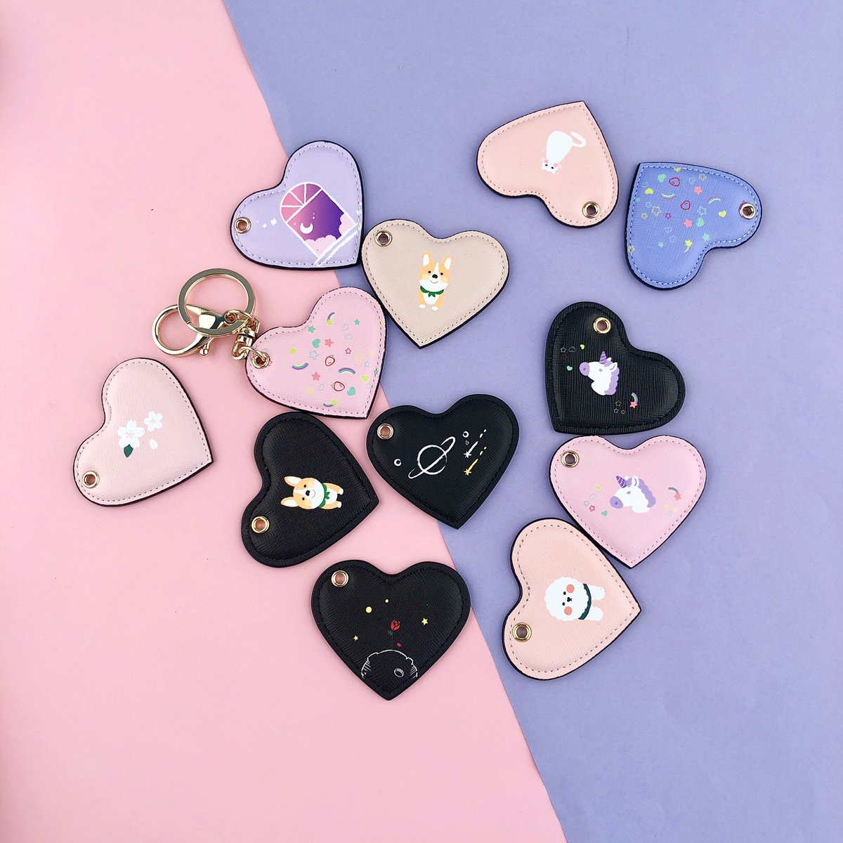 lisabel_korea's tweet photo. 다양한 컬러❣️ 다양한 디자인❣️
사랑스러운 하트 모양이 귀염 지수 높여주는
리사벨 ’하트 키링’😍
함께 달고 다니고 싶은 친구를 태그해봐~😘
-
구경가기👉https://t.co/Tspd4DHqt2
-
🔸평일 오후 5시 이전 주문 시 당일출고🚚
🔸본사에 방문하시면 제품 구경 및 구매 가능😎
-
#리사벨 #lisabel https://t.co/8Y2EAj0ze9
