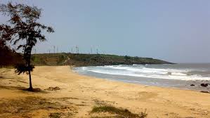 micnewdelhi's tweet photo. Devgad Beach: The beach is located 30km from #VijaydurgFort in #Sindhudurg dist. It has an ancient temple on its shores. Close to #DevgadBeach is the famous #DevgadFort. Devgad is globally famous for its saffron colored #AlphonsoMango.
#VisitMaharashtra
#BeachesInMaharashtra https://t.co/Rhv9kbWlSm