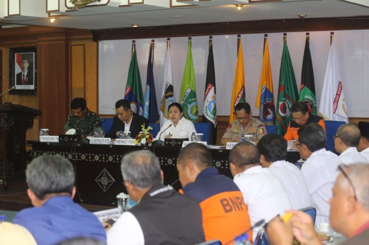 Backpacker Mahasiswa tweet media