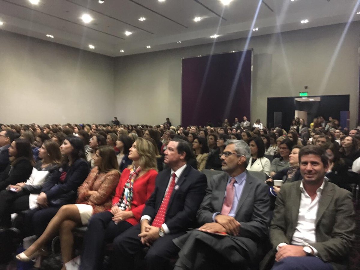 ¡Felicidades <a href="/ChileIE/">IE Chile</a> <a href="/redmad_chile/">REDMAD Chile</a> y <a href="/Consultorespq/">Proqualitas</a>! Estupenda organización y resultados del #Summitmujeryliderazgo. Gracias a los ponentes que han resaltado el importante rol que juega la mujer en el ámbito empresarial <a href="/gvergarah/">Gabriel Vergara</a>
 <a href="/IEbusiness/">iebusiness</a> #womenpassiton