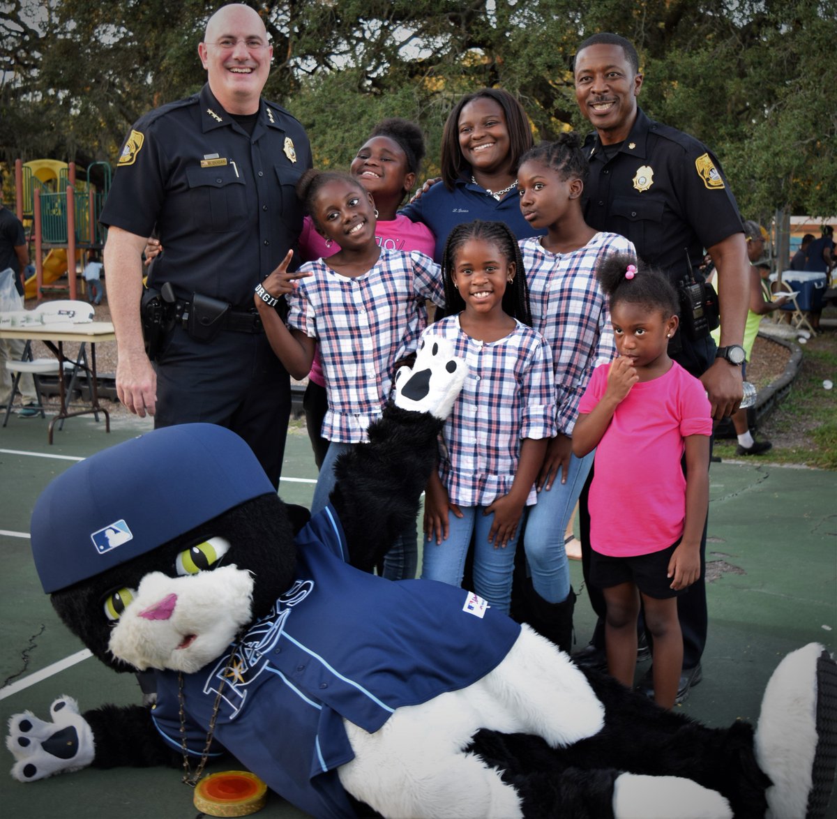 CWAV813's tweet photo. Children With A Vision participated in "Neighborhood Night Out". Neighborhood Associations, Neighborhood Watch Organization, Organizations distributing literature and more. Great job Tampa Police Department. #ChildrenWithAVision #Cwav813 https://t.co/3dRdbwBvHS