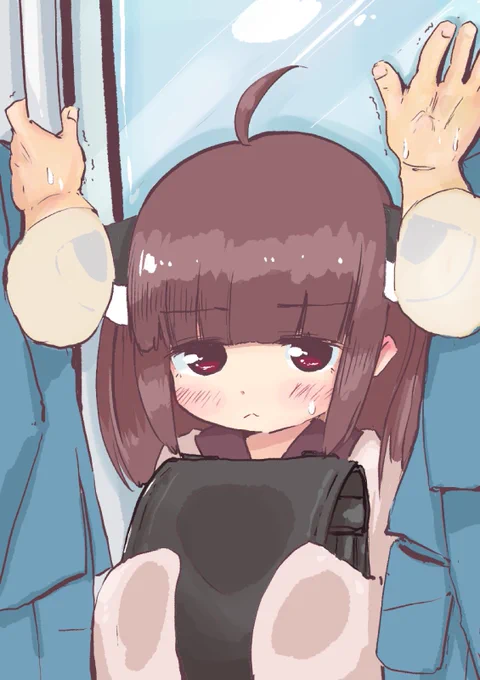 小学生が訝しげにこちらを睨んでくるので早くこの空間から逃れたい🚃💨💨 