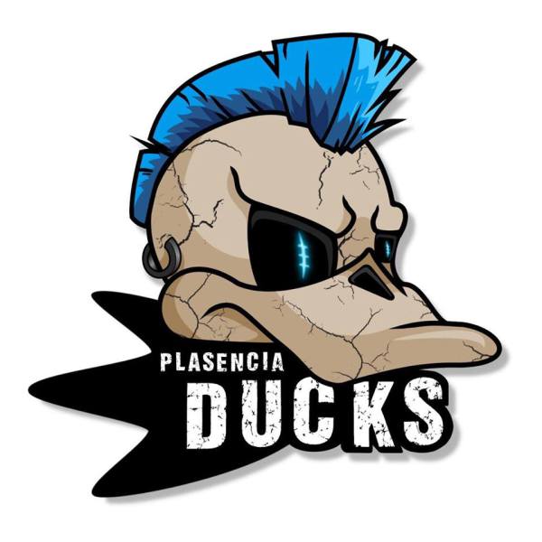 Los Ducks anuncian sus entrenamientos devolviendo el Flag a Plasencia 10 años después... ¡Y con nuevo escudo! footballextremadura.wordpress.com/2018/10/09/pla…