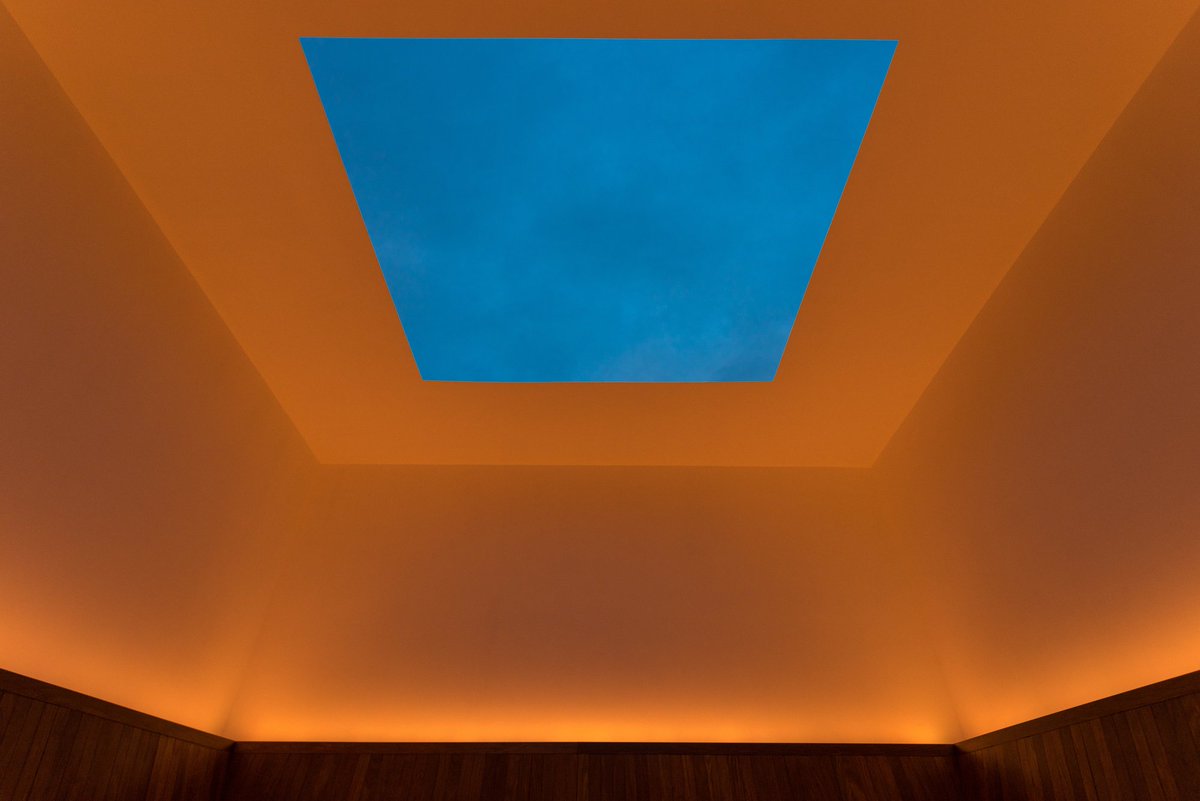 AestheticaMag's tweet photo. .@MoMAPS1 offers unique sunset viewings of James Turrell’s Meeting, a Skyspace exploring the nature of human perception and vision. 22 and 29 October https://t.co/t9j6R0XRli https://t.co/2LcX9DaCfr