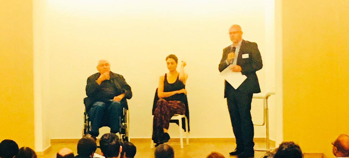 La plénière #TICSanteIDF continue avec pour une première fois un débat face à face Patient X Médecin 👨‍⚕️ avec Cécile Monteil <a href="/iLumens/">iLumens</a>  et Jean Michel Billaut, activiste e-santé.
Échange modéré par Christophe Richard <a href="/santeos/">Santeos by Worldline</a>