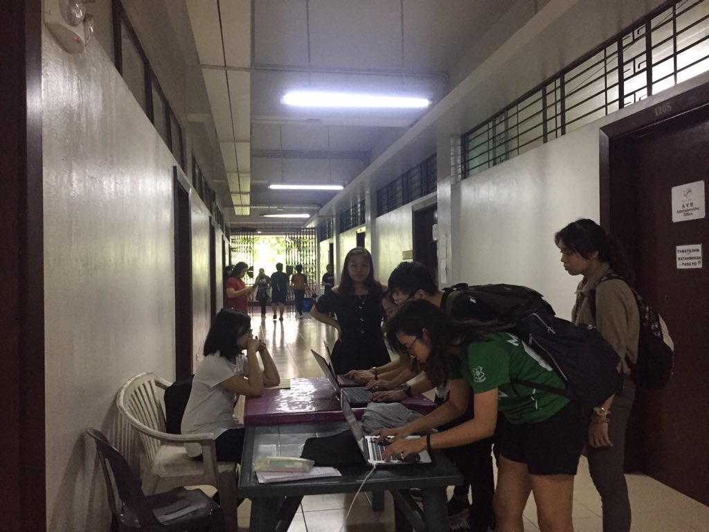AlaySiningUPD's tweet photo. Dumalo at magpadalo! Napupuno na ang PAV 1210. Habol pa tayo sa #ACLE2018! https://t.co/ZRsopo3qo7
