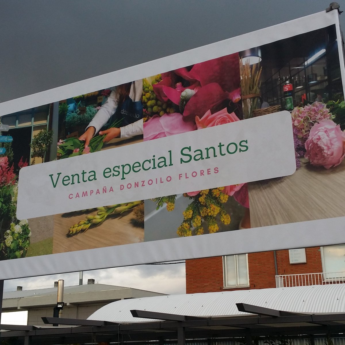 La publicidad exterior, el gran aliado de tu negocio. #lonapublicitaria #vallas #vallapublicitaria #publicidadexterior