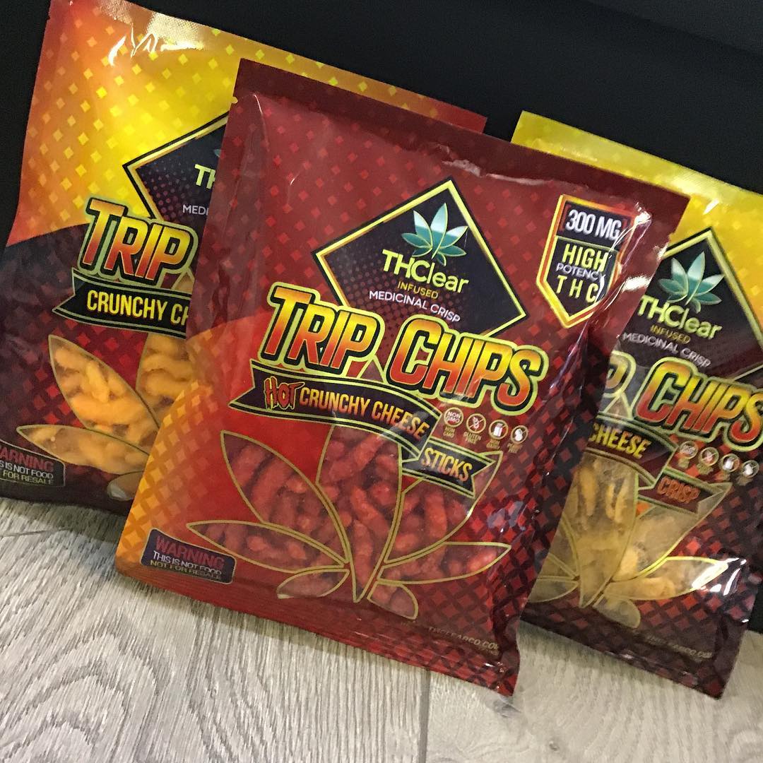 LoveFaithUnity1's tweet photo. !! THC Clear Trip Chips!!!
-THClear hot crunchy cheese sticks pot chips - 300mg is a tasty edible infused with premium
cannabis oil.
.
.
.
#thcclear #hotcrunch #chessycrunch #flu #cannabisoil https://t.co/uFv7zlobO0