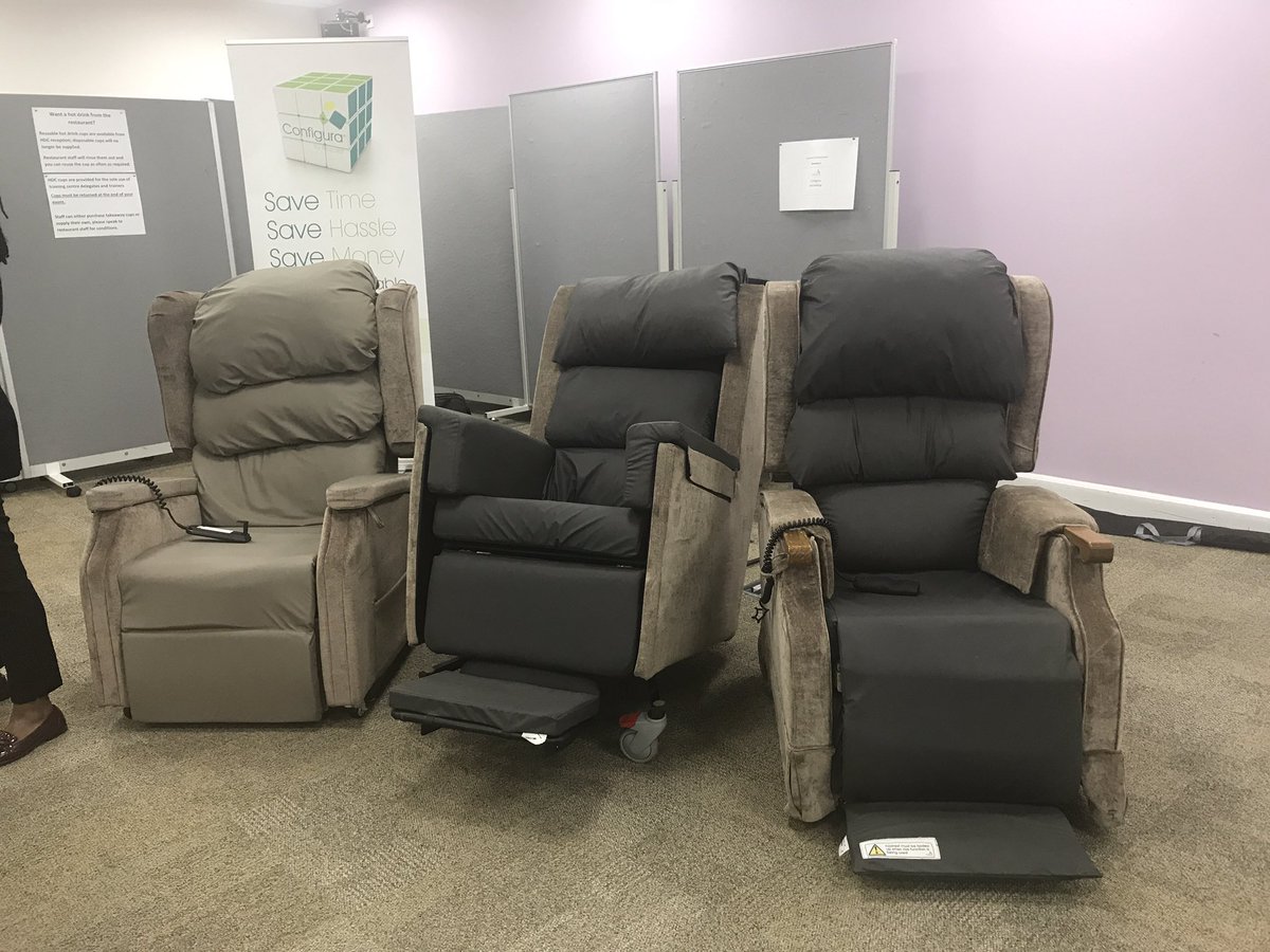 sherlynmelody's tweet photo. I must give a big shoutout to @Accora_Ltd you sent an amazing team to us yesterday @HertsACS Richard was on point with #seating I came away with a greater understanding, specifically & in general. Debra #clinicalreasoning 💚I loved the products #floorbed #turna #safetymat 🙌🏾🙌🏾 https://t.co/lmXK8P0FWZ