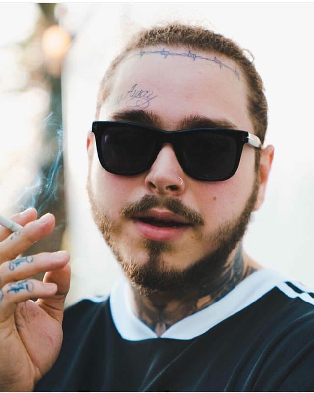 CGSulley's tweet photo. @PostMalone rockin’ the Adidas shirt 💛🖤🎸 https://t.co/gc3QwgUhmK