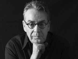 Happy birthday, Howard Shore.

Here with my three favorite Shore\s film scores. 