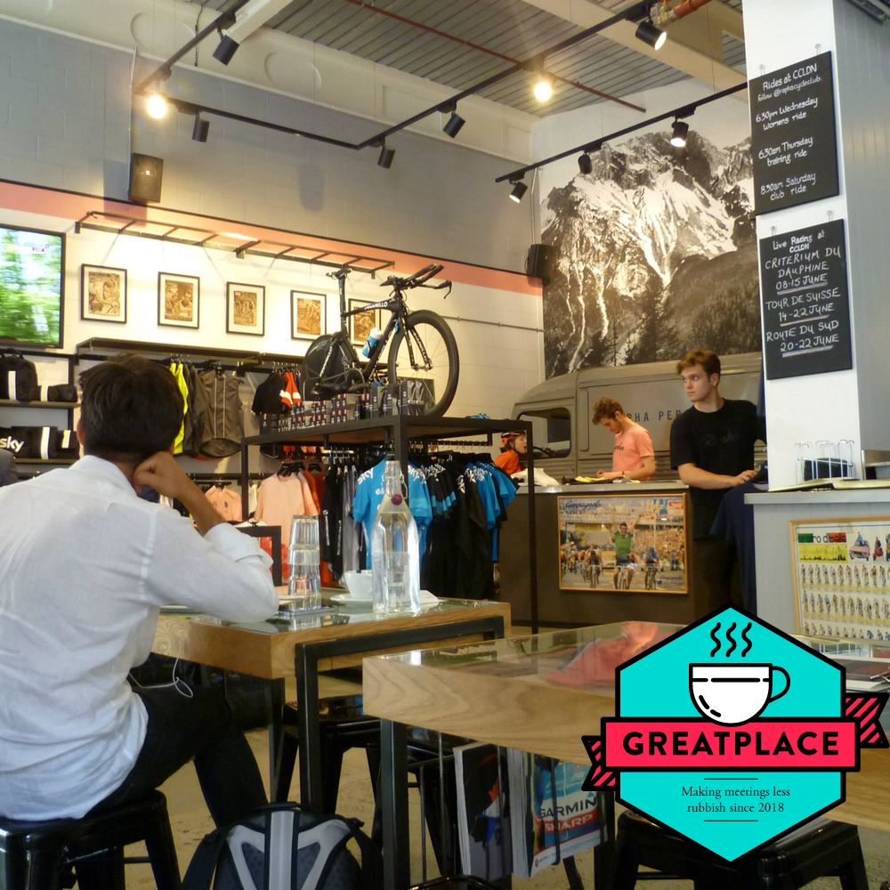 ThinkPlanThrive's tweet image. #GreatPlace of the day - @rapha. Half high-end bike-shop, half hipster coffee and meeting spot. Amazing locations tucked behind #PicadillyCircus and in the heart of @oldspitalfields Market. #LondonCoffeeShops #ThursdayThoughts #MeetingHacks. buff.ly/2NHM8an