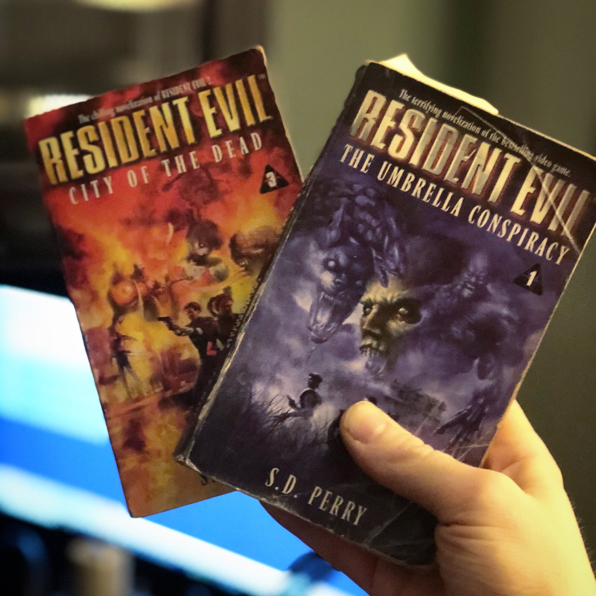 RESIDENCE of EVIL on Twitter: "The Resident Evil books by S.D. Perry ...