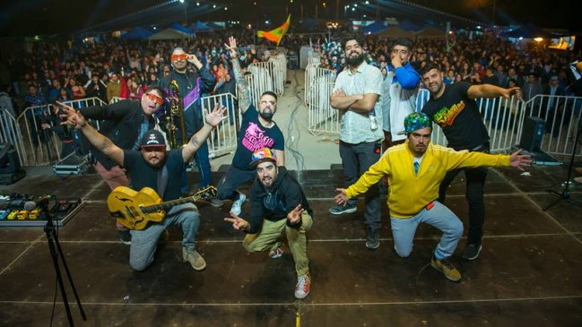 La <a href="/Sonora5Estrella/">Sonora 5 Estrellas</a> se despide de Chile para iniciar su primera gira en el extranjero #CooperativaAM bit.ly/2CoFh3D