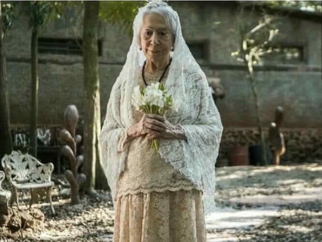 introvertsmemes's tweet photo. “I'm getting married only after I finish school, get a good job and stabilize me financially” https://t.co/Zllhh7aQXl