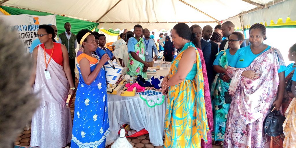RwandaWomen's tweet photo. Now different guests gathered in celebration of #IRWD2018 @GisagaraDistr are touring stands of different products from rural #women. They appreciate different innovations that rural women have made to empower themselves. @RwandaSouth @bankofkigali01 https://t.co/ykCRfaE8TW