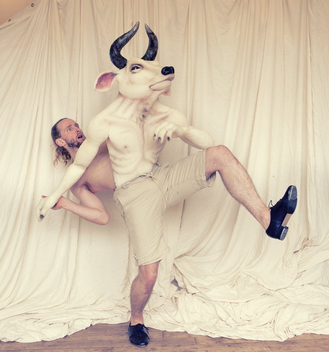 dudapaivacom's tweet photo. The monsters are running to Kristiansand! On the 20th of October they will perform at Kilden Teater og Konserthus.
#dudapaiva #monsters #puppets #dance #kristiansand #norway #theatre #foam #sculptures #performance #theatre #forchildren #objectscore
Photo: Petr Kurecka https://t.co/A9MnhUQY4F