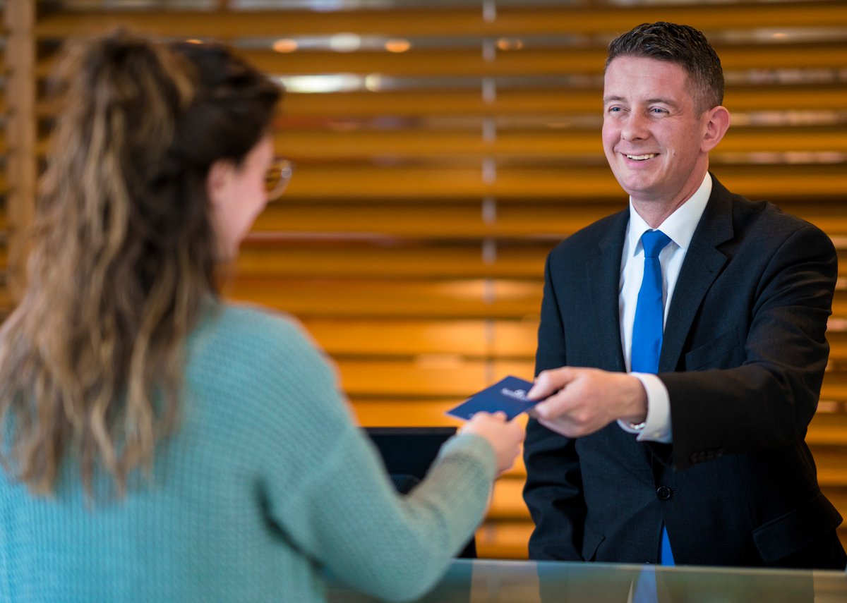 WOW! Heel veel leuke vacatures bij Sanadome! Kom jij ons versterken in het restaurant, bij de hotelreceptie of aan de Thermenreceptie? 😁🕵️‍♀️

Tag iemand die een (bij)baan zoekt en check werkenbijsanadome.nl

Groetjes team <a href="/sanadome/">Sanadome</a>