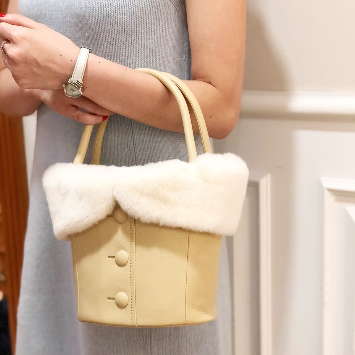 オープニング大セール キタムラ ファーバッグ ハンドバッグ