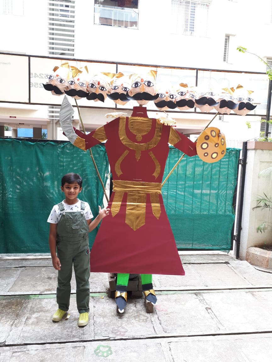 imvansh's tweet photo. #HappyDussehra to everyone 😊 https://t.co/DmrLcIjBgU