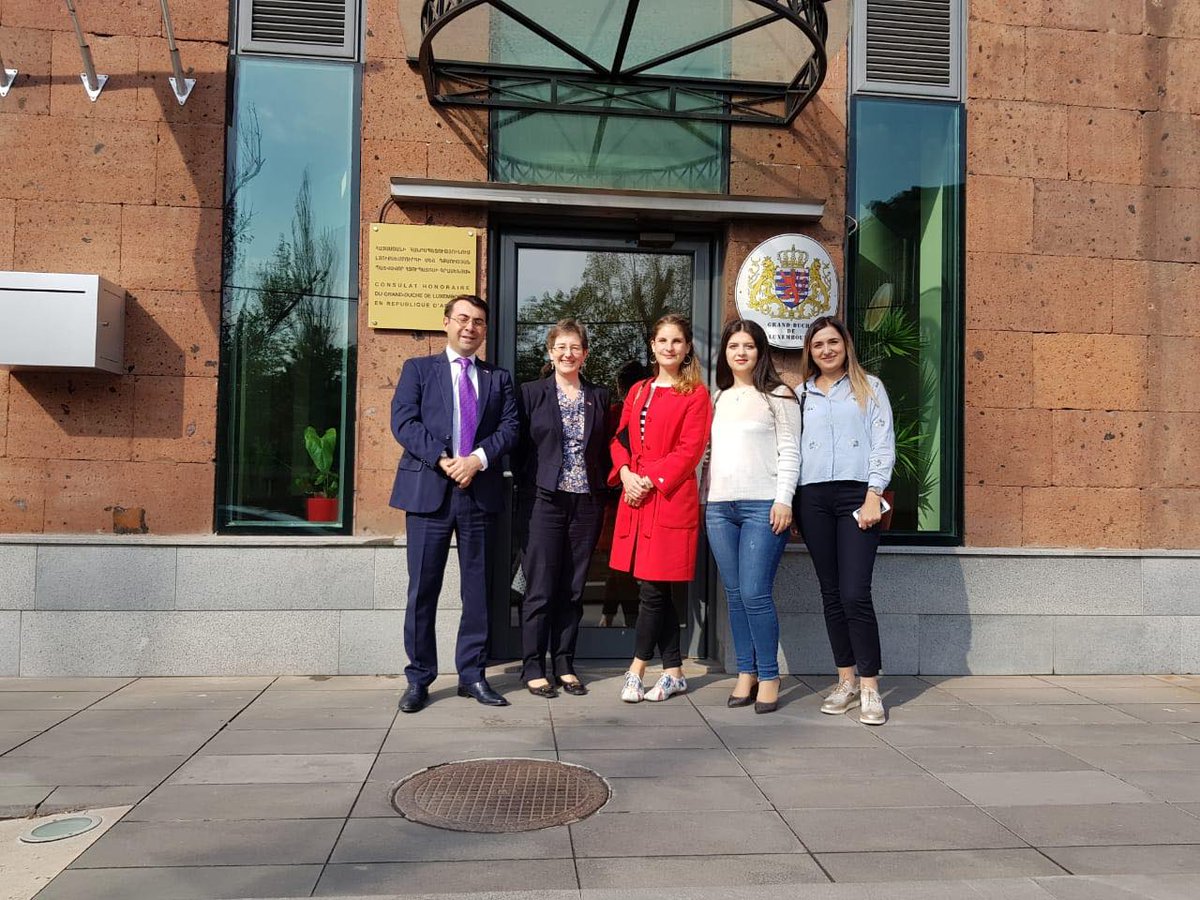 LuxConsArm's tweet image. Retour sur la visite assez effective et chaleureuse de la délégation du #Luxembourg en Arménie, dirigée par #Peggy #Frantzen au @SommetEVN18 
#Luxembourg #Armenie #SommetEVN18