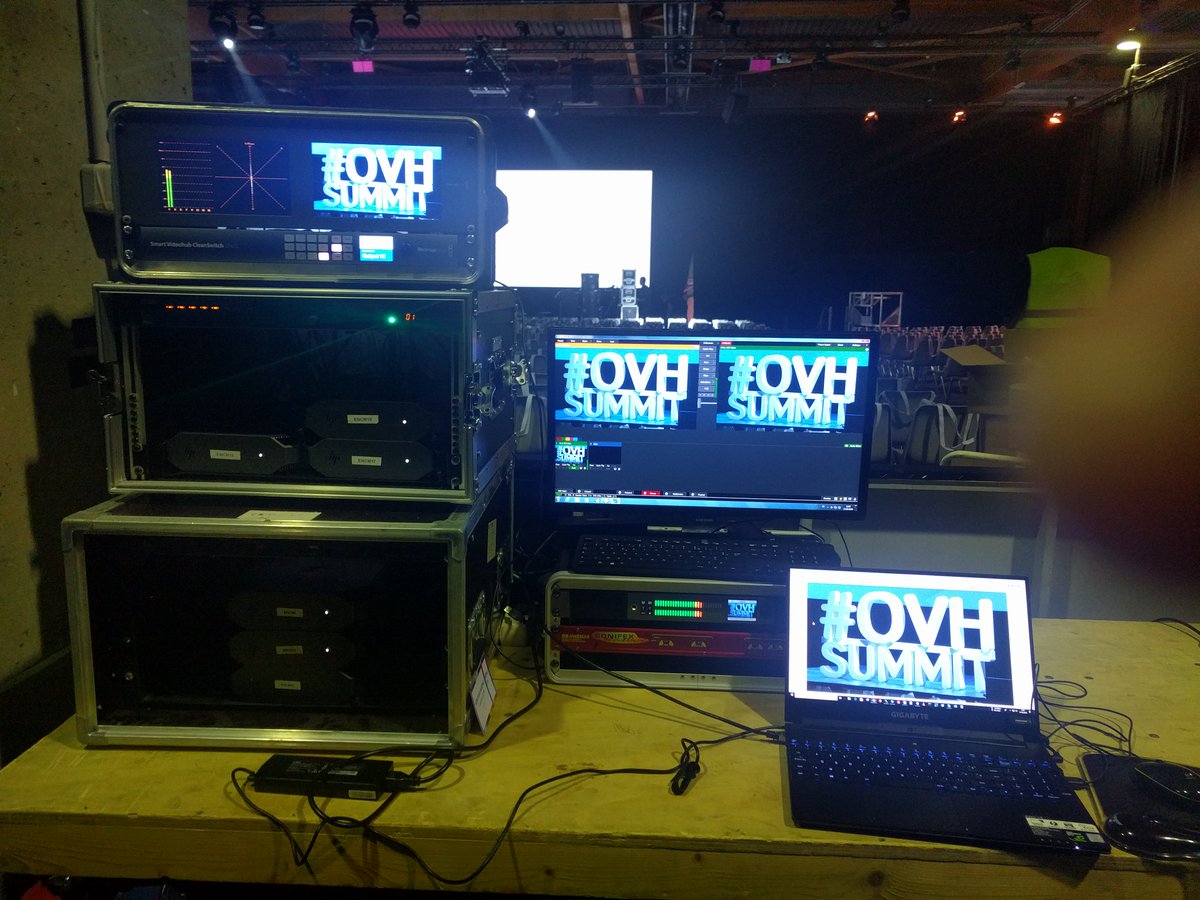 streamakaci tweet media