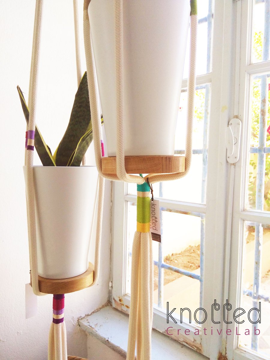 KnottedLab's tweet photo. Make your life interesting with @KnottedLab plant hangers https://t.co/6uw61Eb7bZ