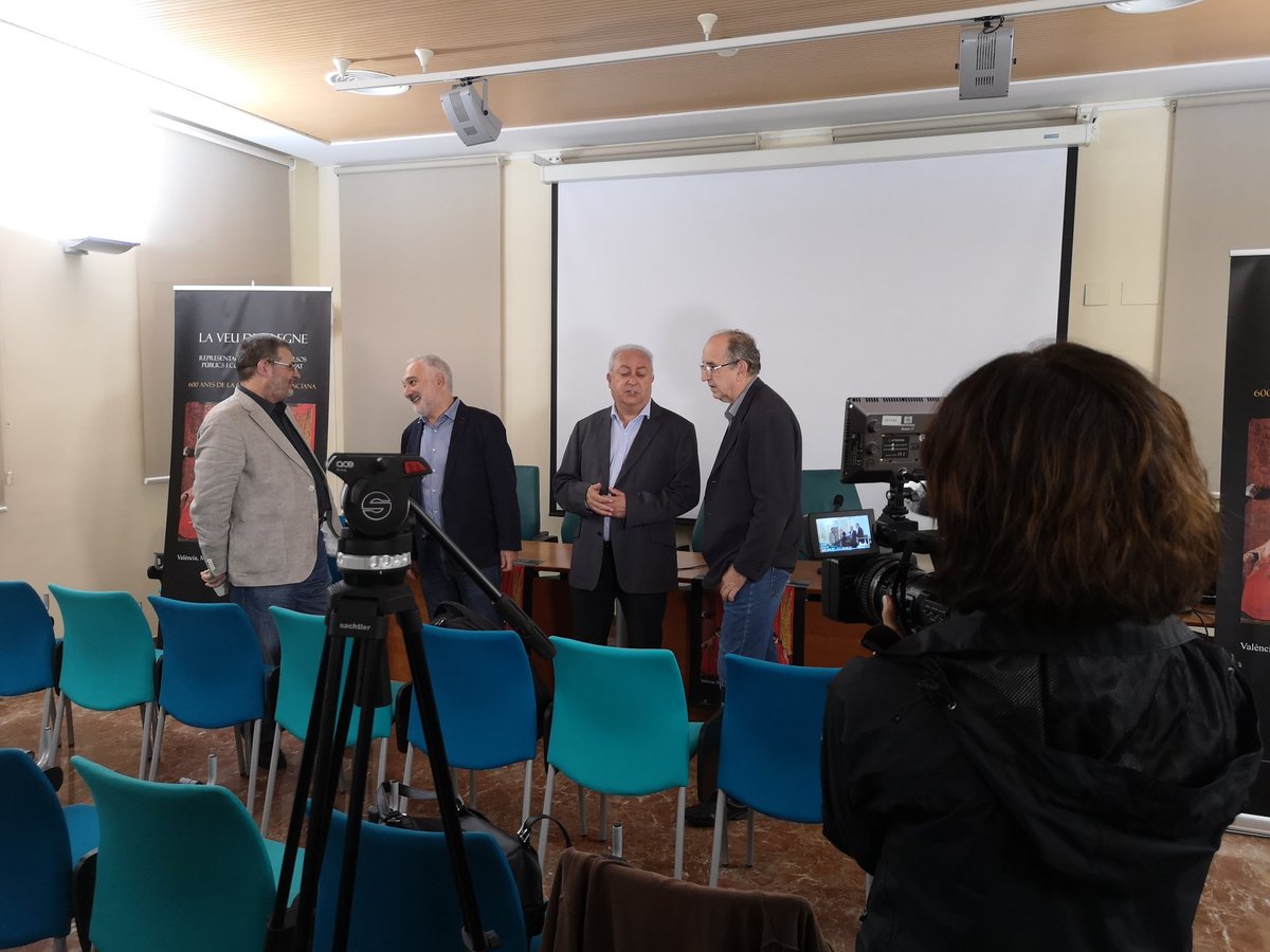 Laura Peris tweet media