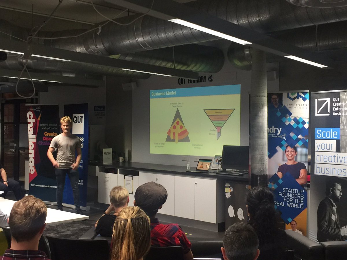 vibhorpande's tweet image. Pizza Roulette - a fun enterprise 🍕 by @jxgrnt at @QUTfoundry #IDEASLaunched