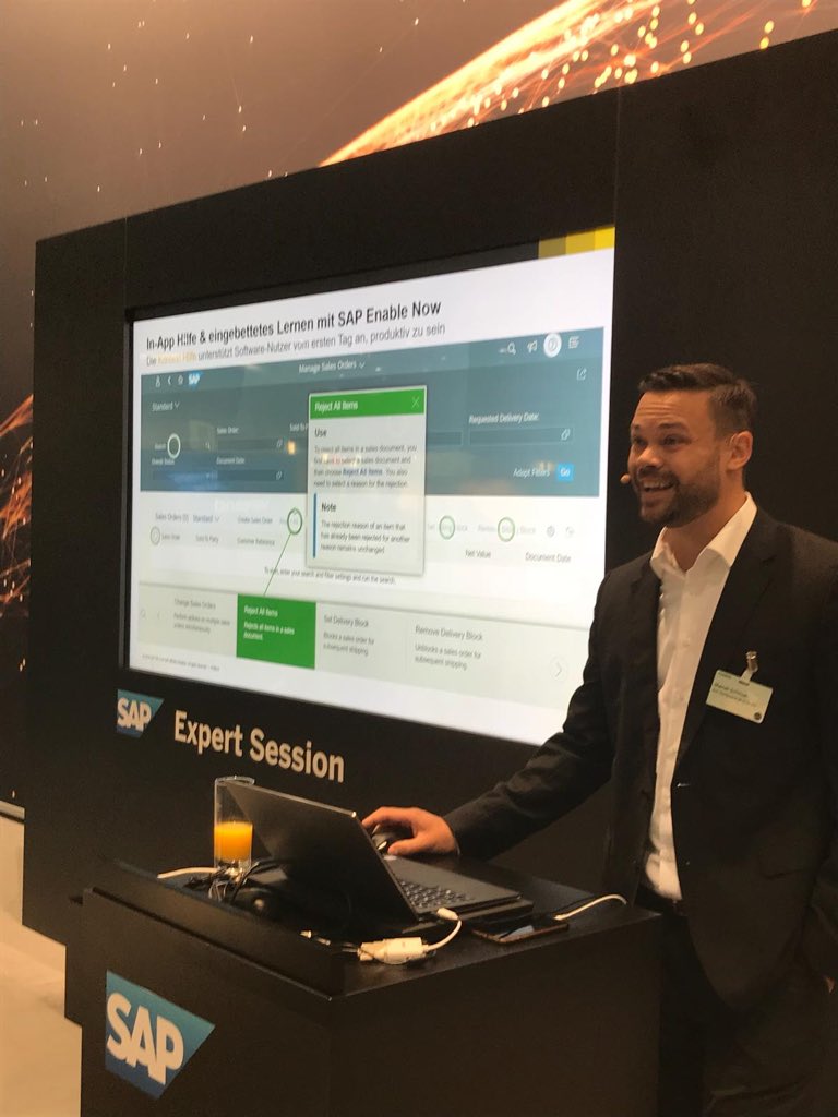 ThomasJenewein's tweet image. M. Schmidt zeigt die eingebettete Nutzer Unterstützung in SAP S/4 mit guided Tours &amp;amp; Tutorials um Nutzer besser zu befähigen - alles erstellt &amp;amp; anpassbar mit SAP Enable Now #DSAGJK18 #performancesupport