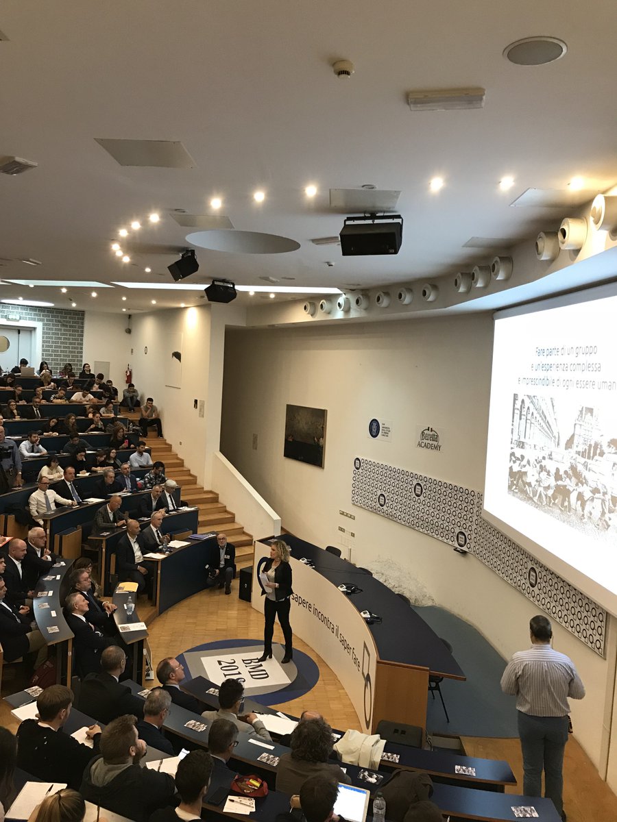 uniurbit's tweet photo. Tiziana Schirone, Docente @uniurbit di Intervento psicologico sui gruppi, apre i lavori con la prima presentazione sulle Dinamiche di gruppo. 
Live su: https://t.co/zlKu2TYh1g
#bdm2018 #berettaacademy #team #sapere #saperfare https://t.co/FgDbwtXUjH