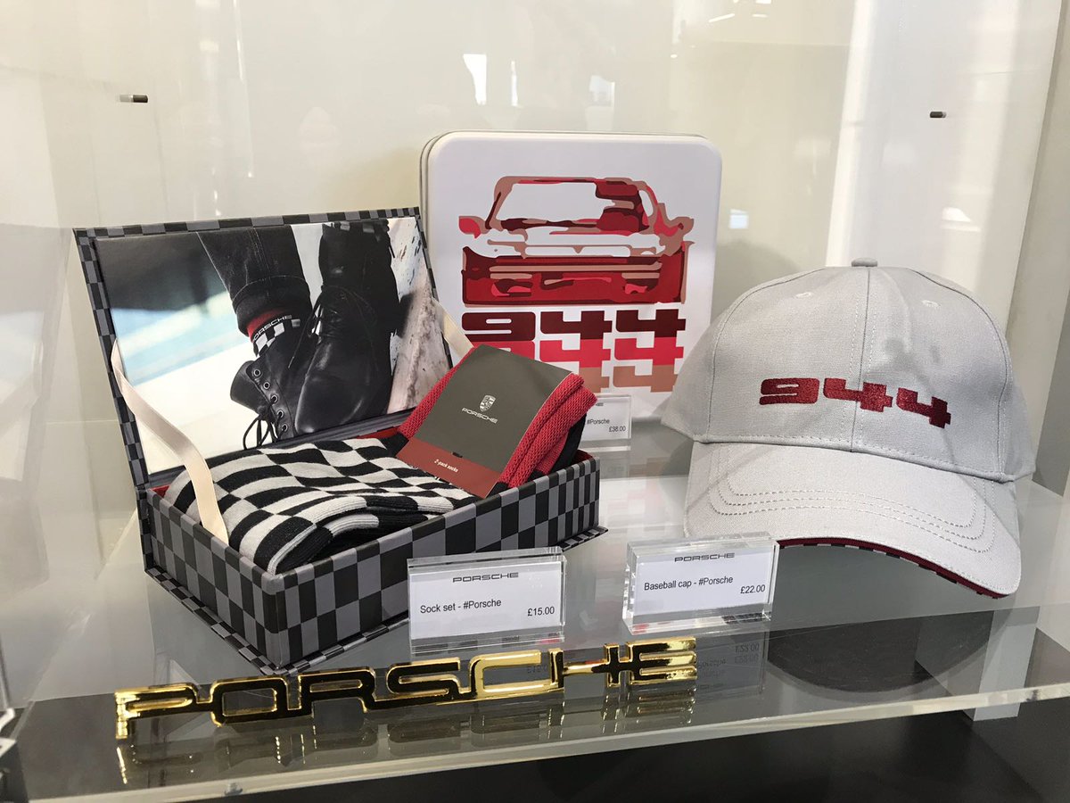 Porsche_Chester's tweet photo. The new #PorscheCollection from the Porsche Drivers Selection is available to view now at Porsche Centre Chester.
To discover more please visit the Centre or call 0151 373 4899. #Porsche #PorscheChester #Porsche944 #porschedriversselection https://t.co/AcjSnhfUnT