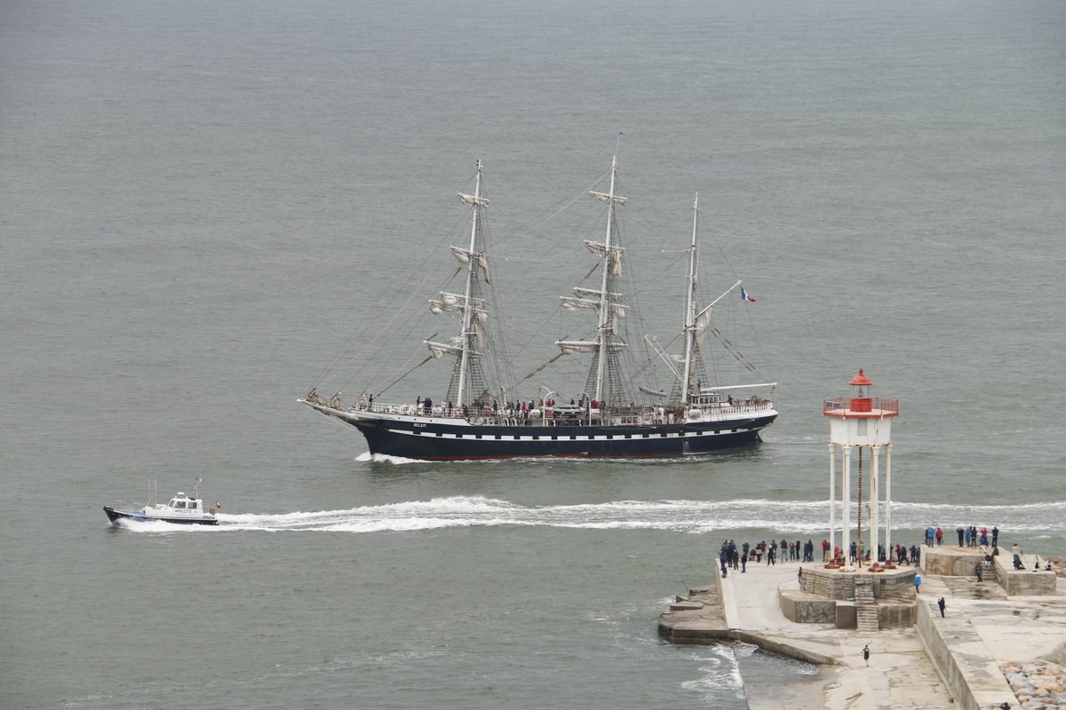 tous les airs y sont tweet media