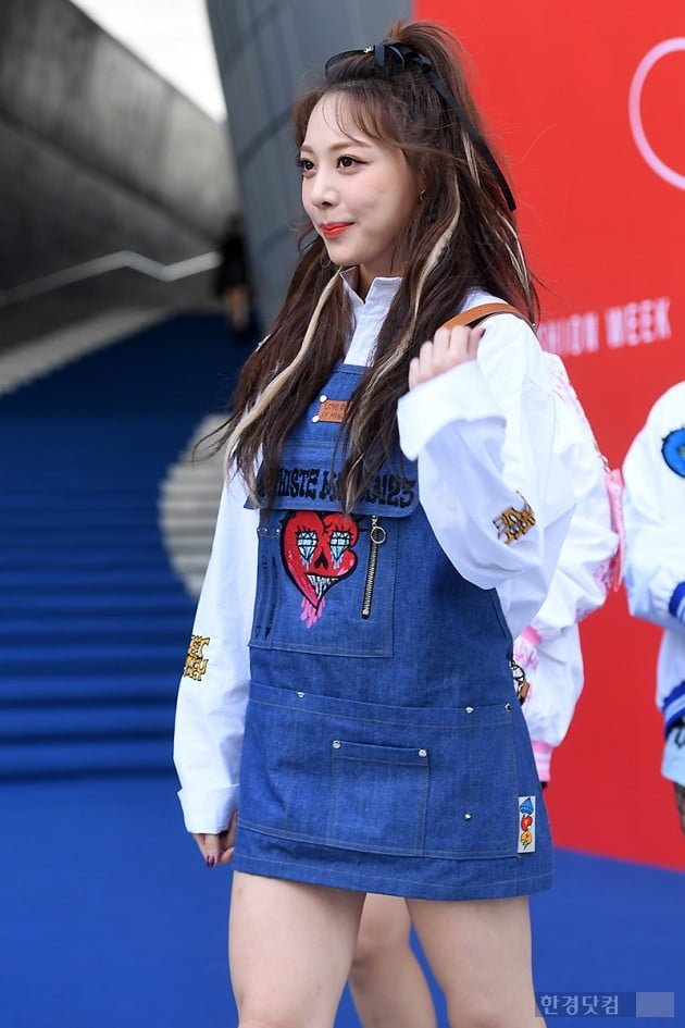 BraveGirlsBrs's tweet photo. |181018| · #Eunji no Seoul Fashion Week https://t.co/aZwKjuqE5Z