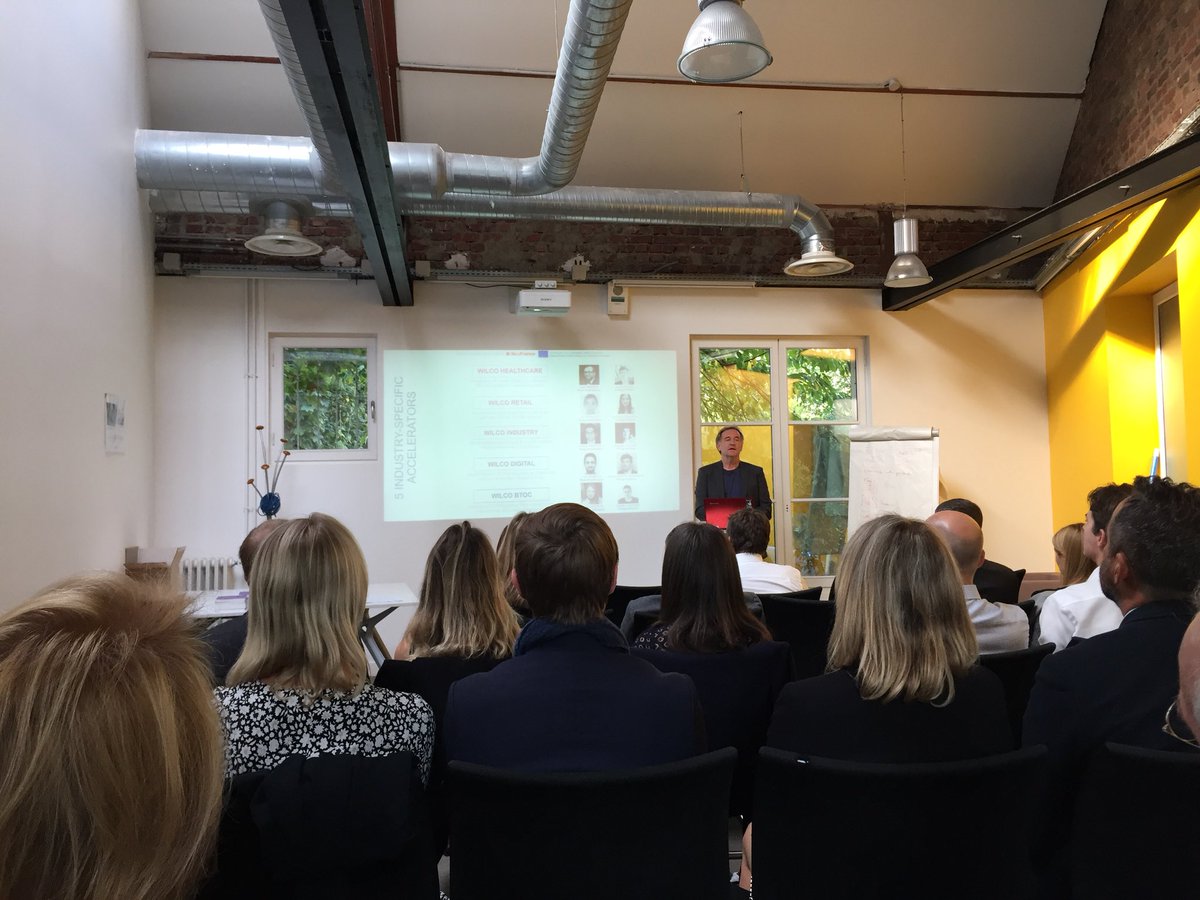 aa_brosio's tweet photo. @WILCO_startup talking about our model & results to 40 European VCs. Thanks @ParisRegion for the invitation #1stM€turnover @Agoranov_innov https://t.co/z67HbbrnKq