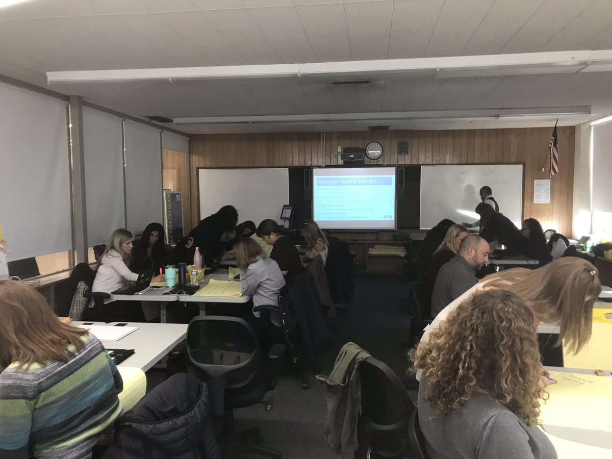 mtromblee1's tweet photo. Very excited to learn along side motivated & passionate Ts at our first #breakthrough training of the year. Topic: Personalized Learning through voice, co-creation, social construction, & self discovery. #breakthroughstrong @EdServices_MCSD https://t.co/4soLDPSjLQ