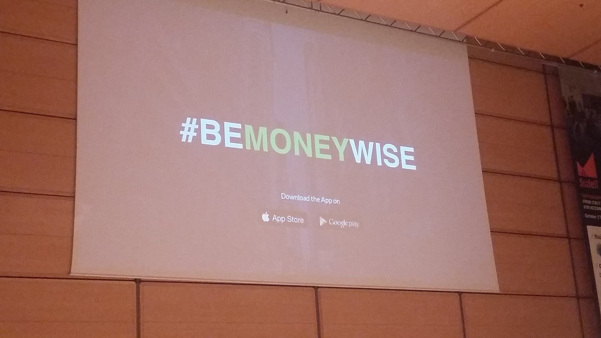 ScaIeIT's tweet photo. the last company presentation of the session: @Insoore @OvalMoney @insurengines #ScaleIT18 #milano https://t.co/JPKRzrTuA2