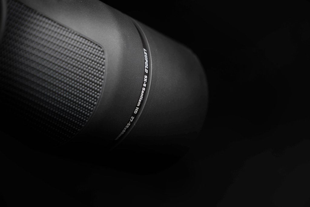 LeupoldOptics's tweet photo. The Leupold SX-5 Santiam HD 27-55x80 Spotting Scope has arrived. Delivering relentless clarity, rugged reliability, &amp; superior low-light performance - the SX-5 Santiam HD is the perfect tool for identifying trophy game from several ridges away. Learn more: https://t.co/gokvwd0Qmk https://t.co/DIPv5M5me4