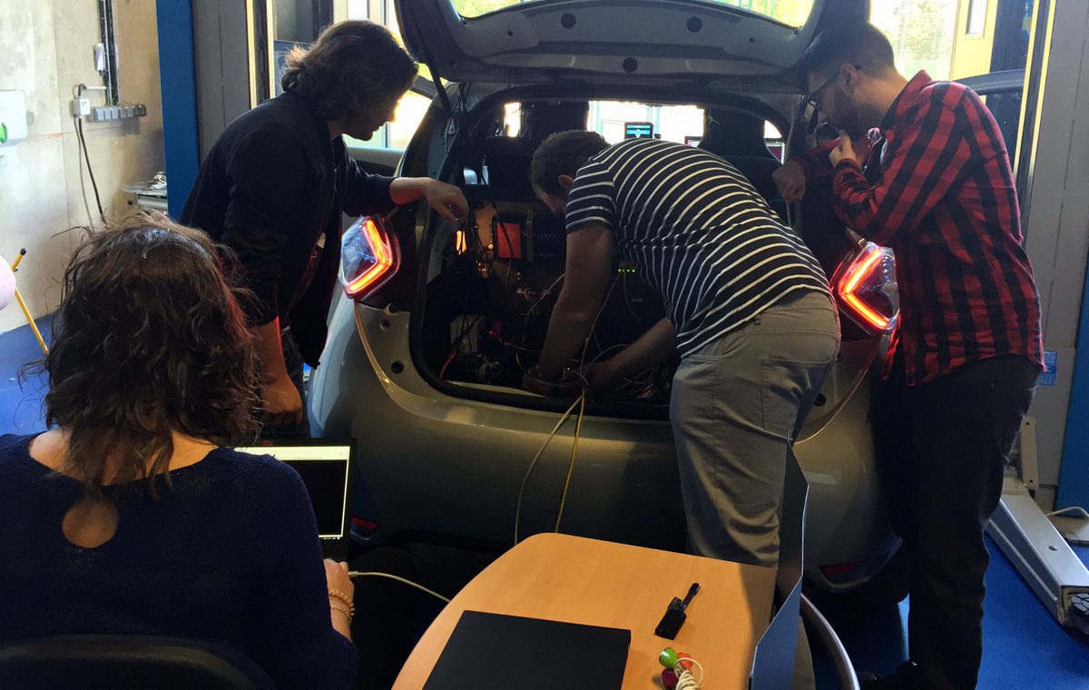 GNSSESCAPE's tweet photo. The 2nd #IntegrationWeek is taking place in France, hosted by UTC at the @Heudiasyc Innovation Center. @FICOSA_Int, @infoGMV and #Renault researchers are testing the ESCAPE #GNSS Engine board on a fully #electric #car. #AutonomousVehicles #EGNSS https://t.co/4b43WLACfL @EU_GNSS https://t.co/tKPs10HF6X