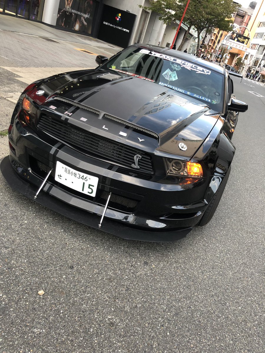 Seori アメ車乗ってる女の子はアメ車 が好きで乗ってる まだ乗ってない子だってそうでしょ 男狙いで乗ってるとかわけわからんこと言ってるやつもいるけど そもそもこんなマニアックな車男狙いで乗るヤツすげーよ ちっちぇこと言ってくんな けっ