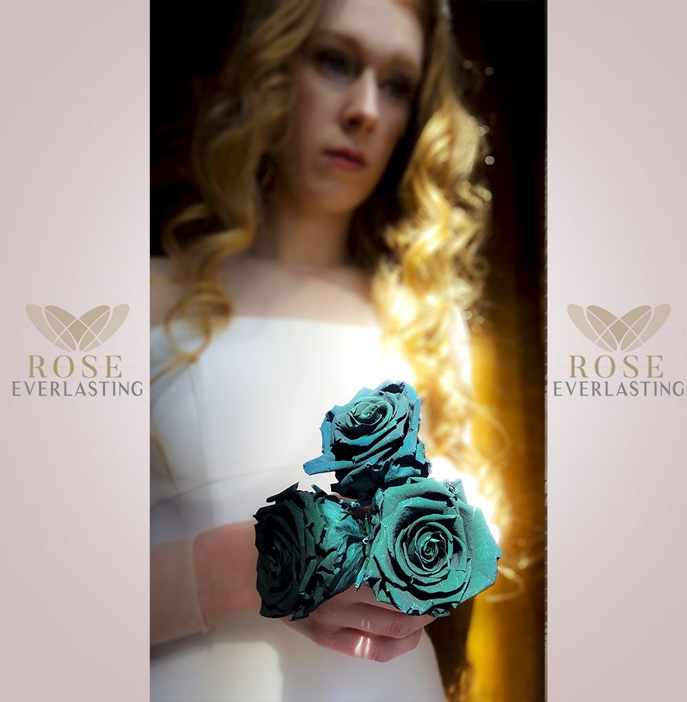 roseverlasting's tweet photo. If you could preserve any memento, which would it be? With Rose Everlasting, you will have your wedding bouquet always. #weddingseason #roseverlasting #bostonbride #bostonbridesmaids #bostonentrepreneur #bostonflorist #bostonweddings #bostonweddingplanner #bridalbouquet #bouquet https://t.co/9zApSZBUeL