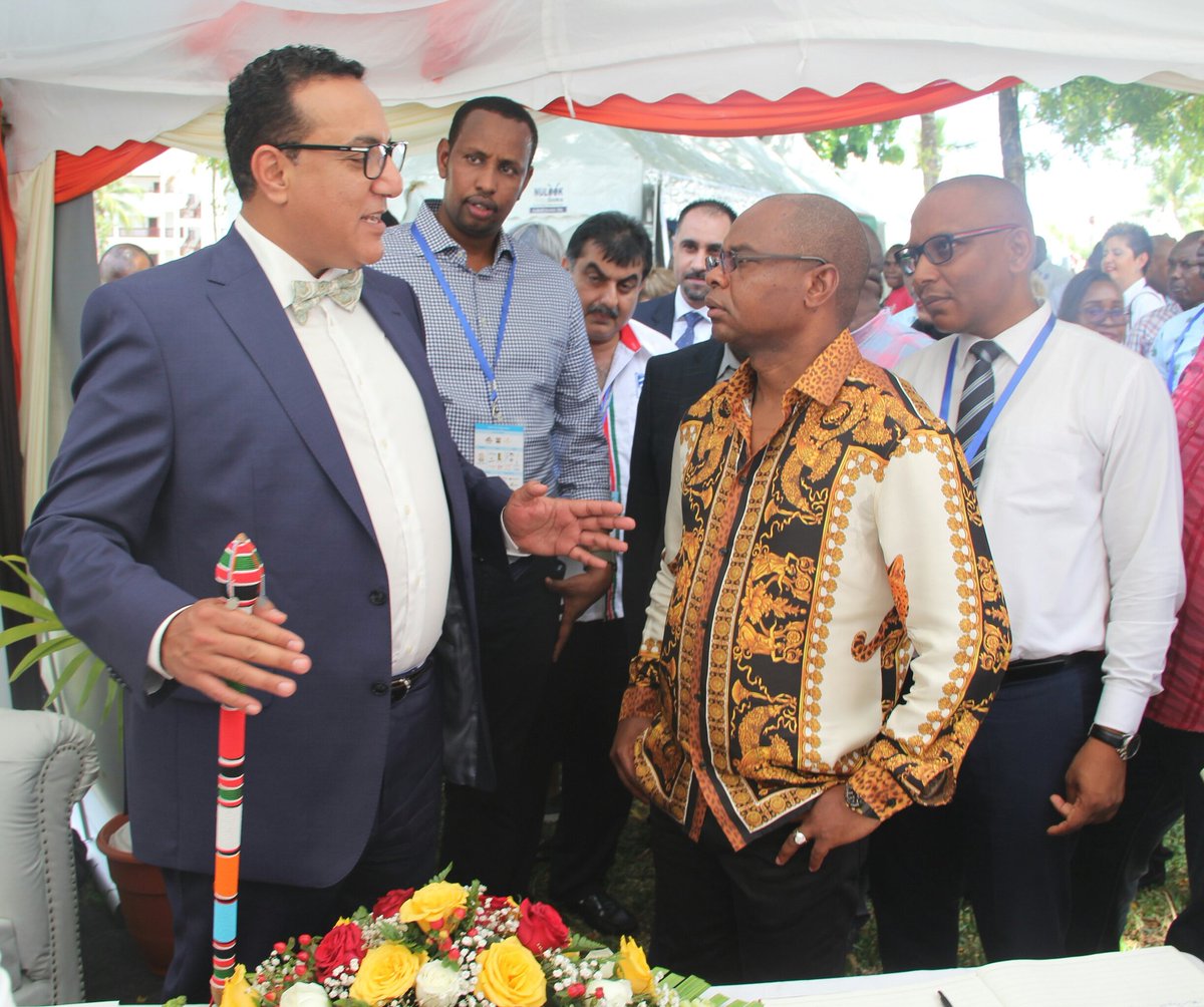 KenyaUtalii's tweet photo. Cabinet Secretary H.E Balala briefing H.E Kingi about the plans he has for #UtaliiCollegeKilifi during his visit at the #UtaliiCollege booth earlier today #SkalworldCongress2018 #Mombasa @79thSkal @SKAL_MOMBASA @Min_TourismKE @TourismFund https://t.co/MgAQKDAjYM